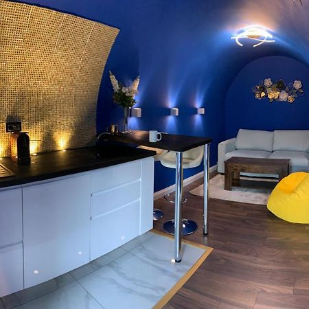 Quirky Vaulted Flat With Terrace Lejlighed Bath Eksteriør billede