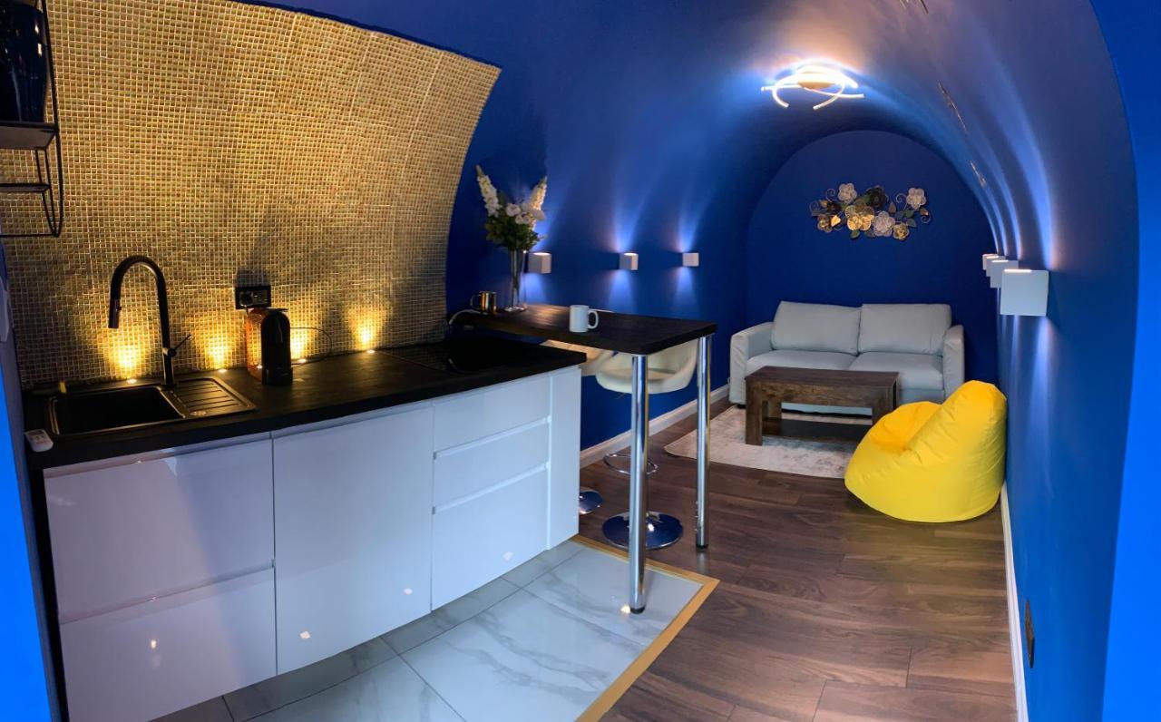 Quirky Vaulted Flat With Terrace Lejlighed Bath Eksteriør billede